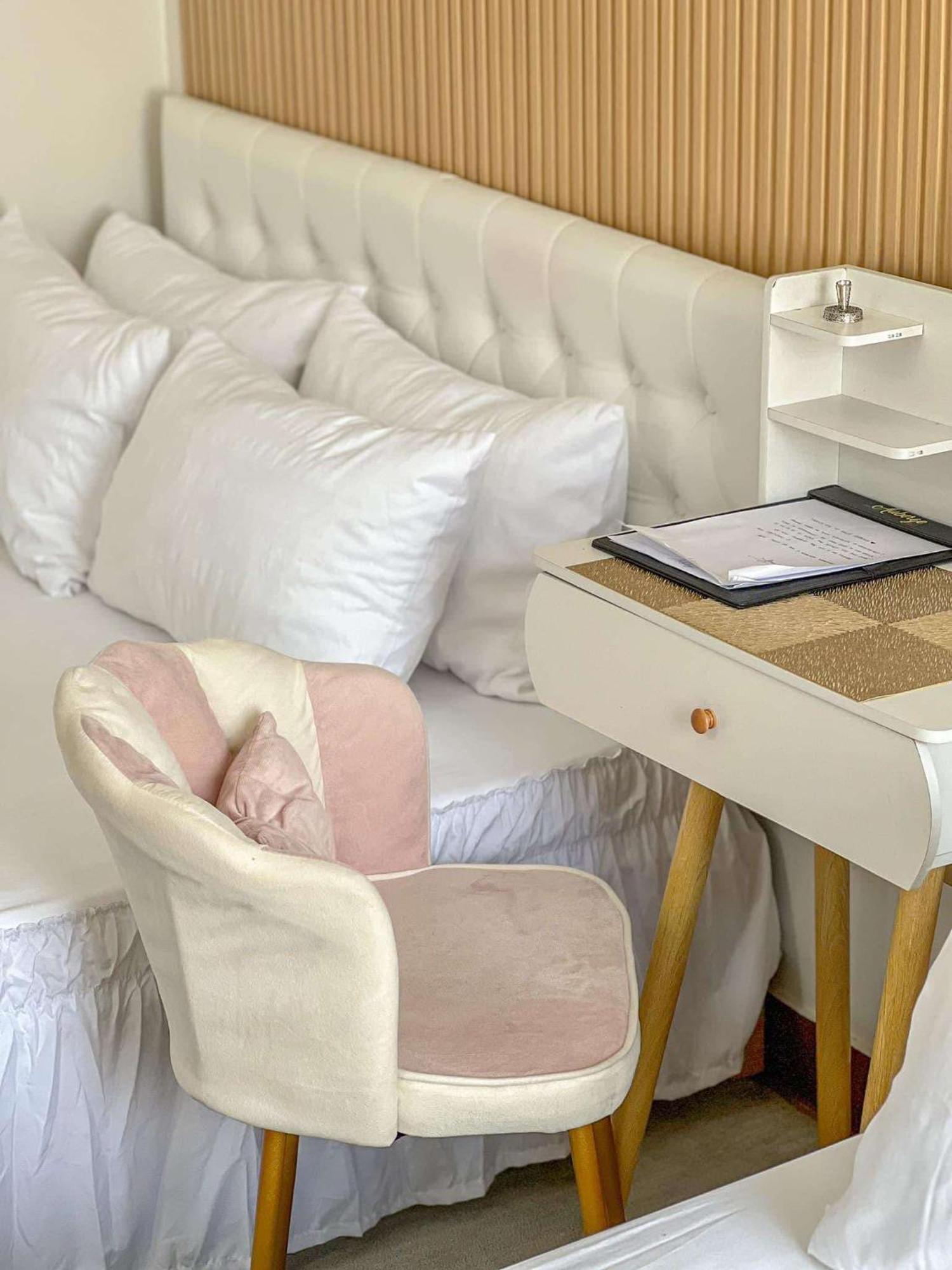 Auberge Condotels At Smdc Hope Residences Trece Martires Екстериор снимка